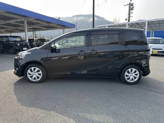 TOYOTA SIENTA 2017 Image 31