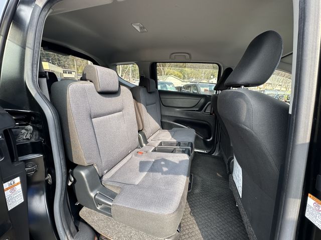 TOYOTA SIENTA 2017 Image 31