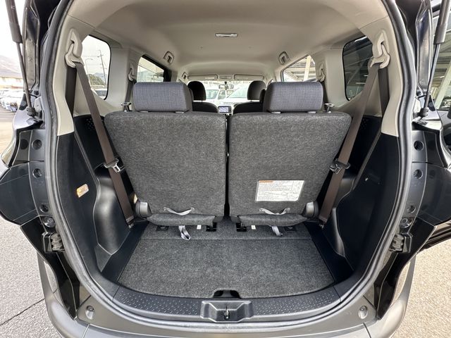 TOYOTA SIENTA 2017 Image 31