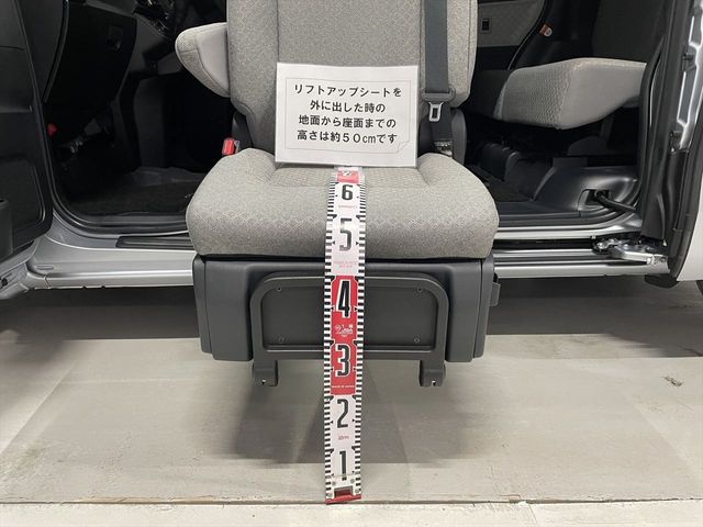 DAIHATSU TANTO 2021 Image 31