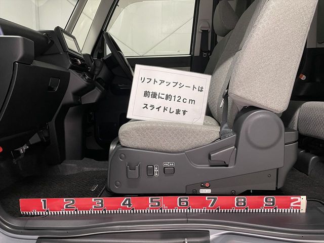 DAIHATSU TANTO 2021 Image 31