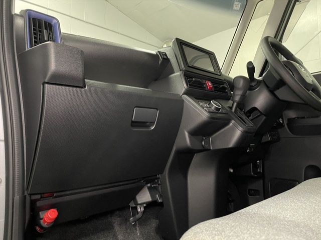 DAIHATSU TANTO 2021 Image 31