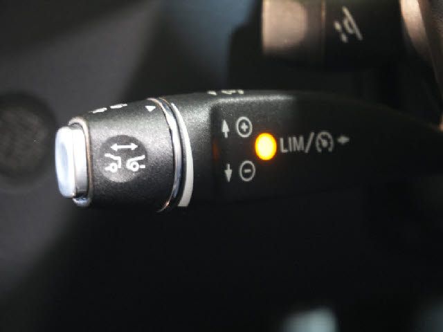 MERCEDES BENZ C CLAS 2013 Image 31