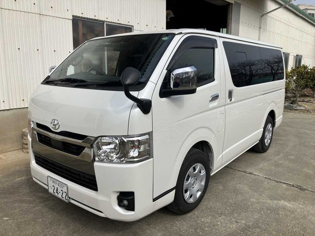 TOYOTA HIACE VAN 2WD 2025 Image 31