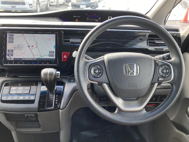 HONDA STEPWAGON 4WD 2015 Image 31