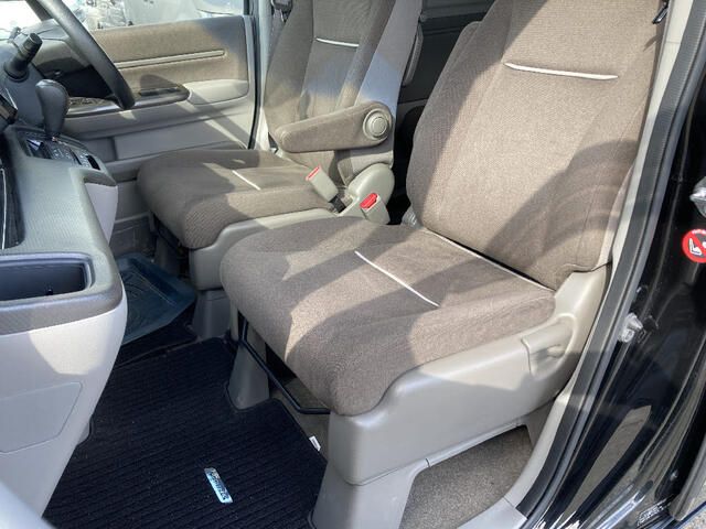 HONDA STEPWAGON 4WD 2015 Image 31