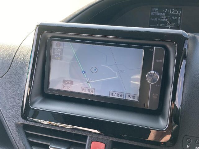 TOYOTA VOXY 4WD 2014 Image 31