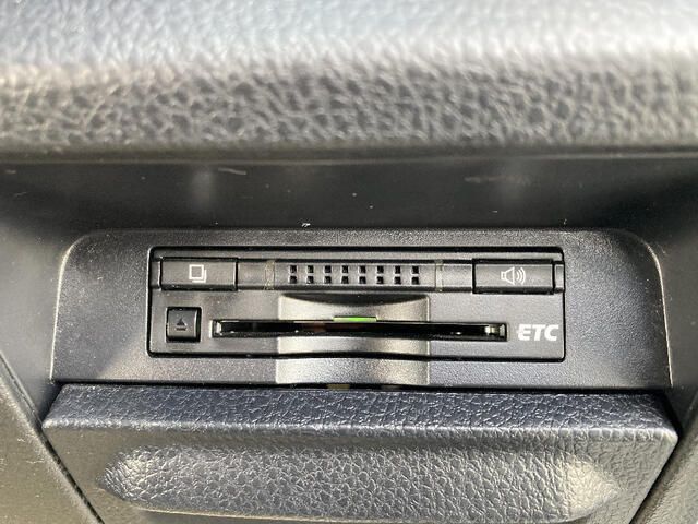 TOYOTA VOXY 4WD 2014 Image 31