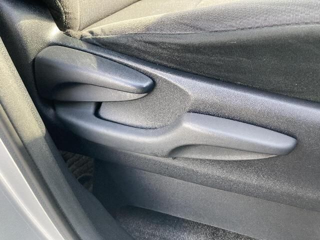 TOYOTA VOXY 4WD 2014 Image 31