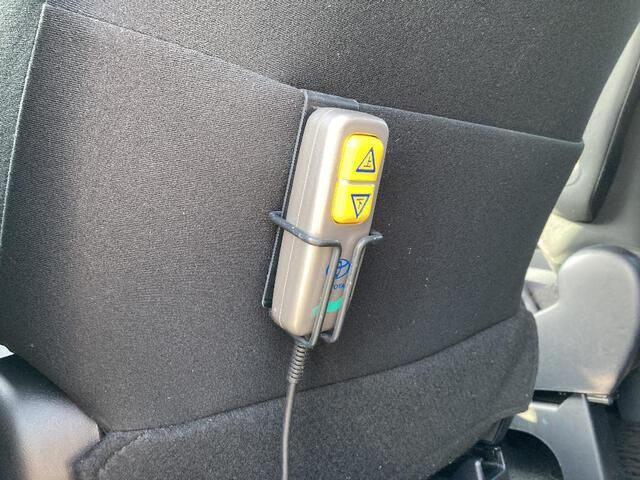 TOYOTA VOXY 4WD 2014 Image 31