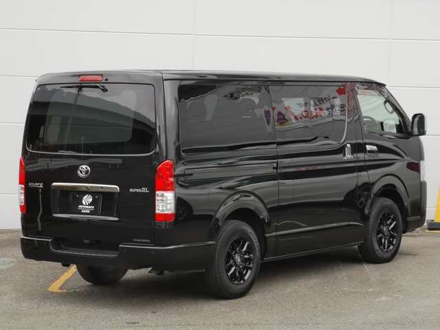 TOYOTA HIACE VAN 2WD 2023 Image 31