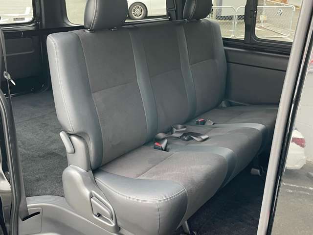 TOYOTA HIACE VAN 2WD 2023 Image 31