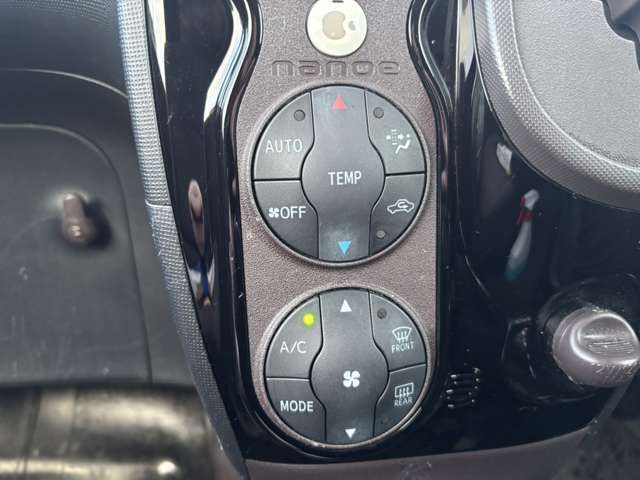 TOYOTA SPADE 4WD 2013 Image 31