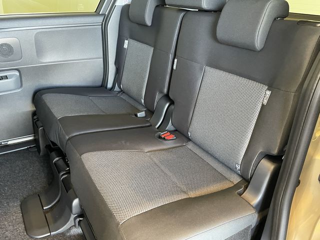 TOYOTA SIENTA HYBRID 2026 Image 31