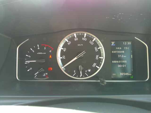 TOYOTA HIACE VAN 4WD 2021 Image 31