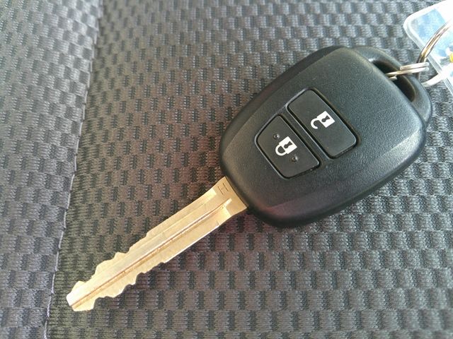 TOYOTA HIACE VAN 4WD 2021 Image 31