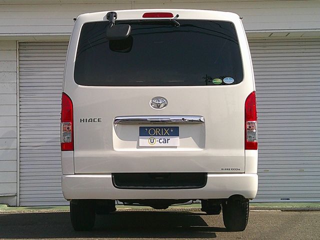TOYOTA HIACE VAN 4WD 2021 Image 31