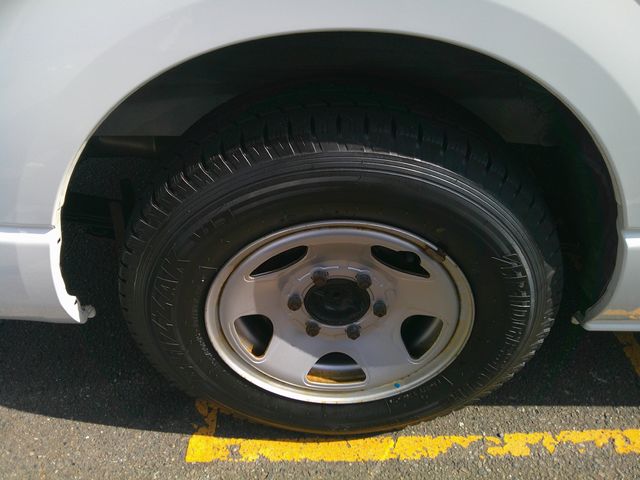 TOYOTA HIACE VAN 4WD 2021 Image 31