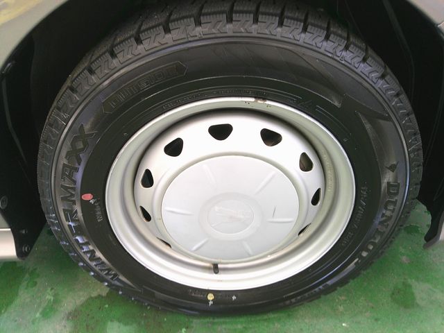 TOYOTA YARIS 2021 Image 31