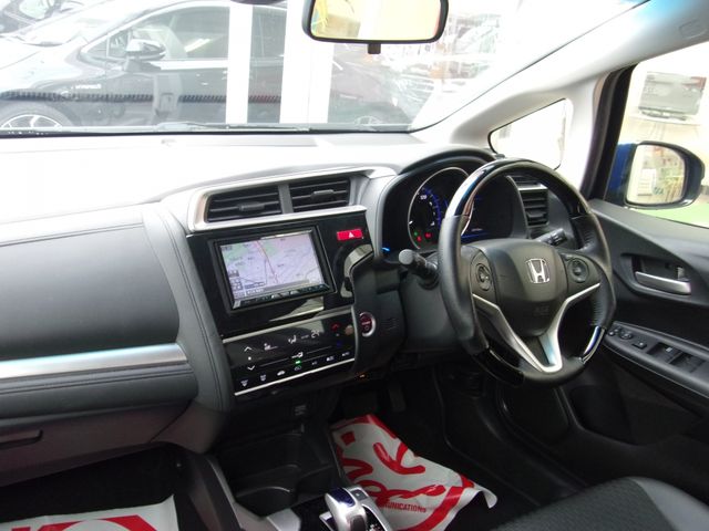 HONDA FIT HYBRID 2015 Image 31
