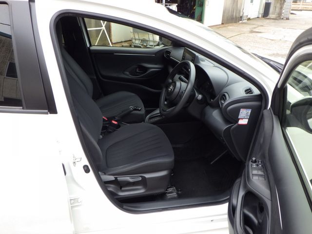 TOYOTA YARIS 2023 Image 31