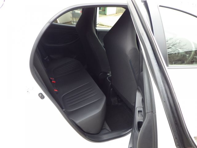 TOYOTA YARIS 2023 Image 31