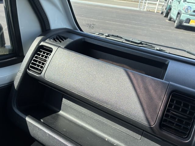 DAIHATSU HIJET TRUCK 4WD 2018 Image 31