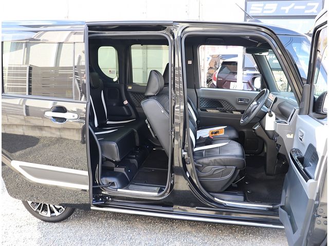 DAIHATSU TANTO CUSTOM 2019 Image 31