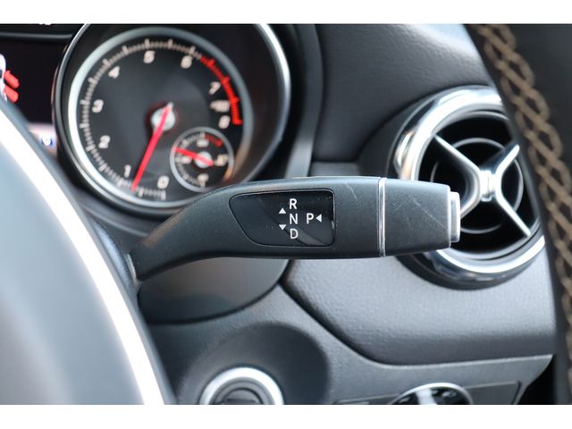 MERCEDES BENZ GLA CL 2019 Image 31