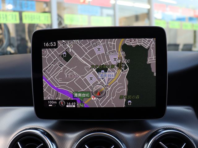 MERCEDES BENZ GLA CL 2019 Image 31