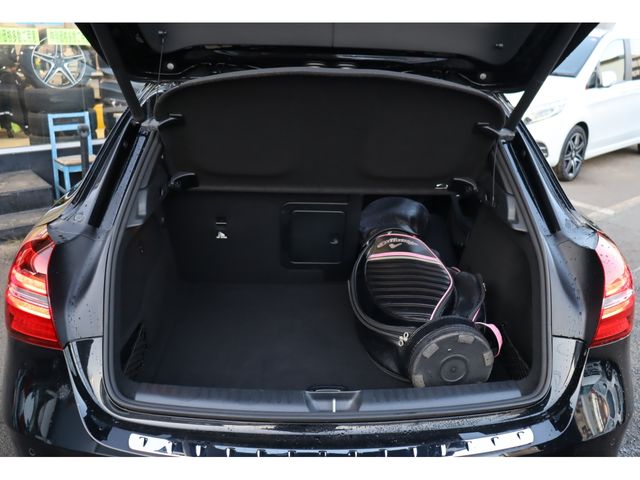 MERCEDES BENZ GLA CL 2019 Image 31