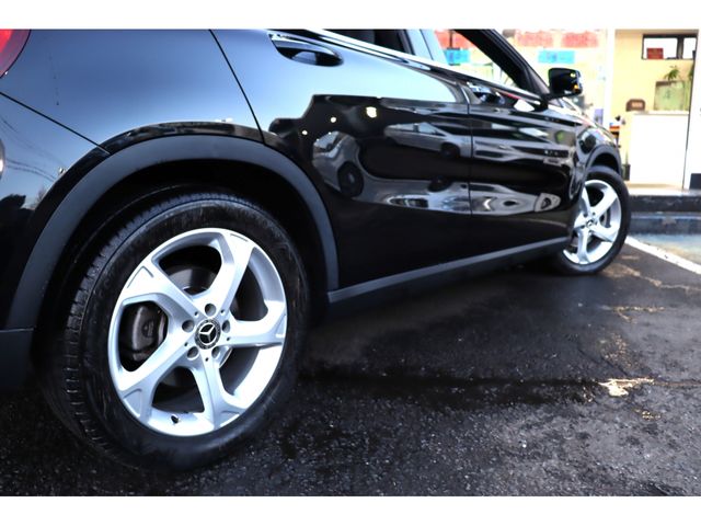 MERCEDES BENZ GLA CL 2019 Image 31