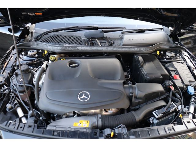 MERCEDES BENZ GLA CL 2019 Image 31