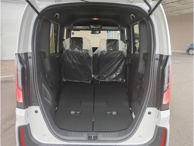 HONDA N BOX CUSTOM 2026 Image 31