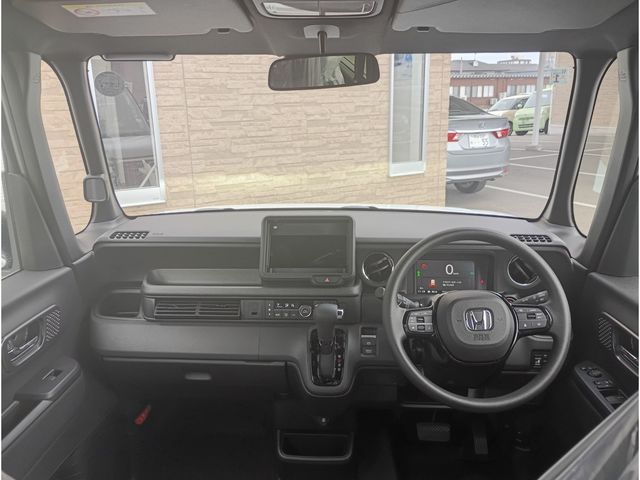 HONDA N BOX CUSTOM 2026 Image 31