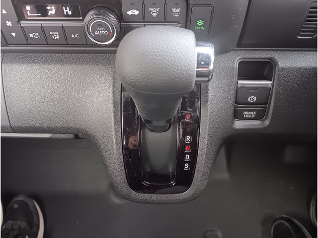 HONDA N BOX CUSTOM 2026 Image 31