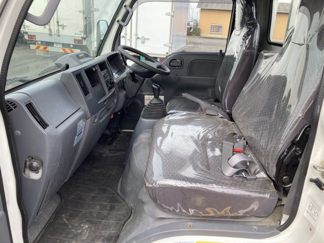 ISUZU ELF 2019 Image 31