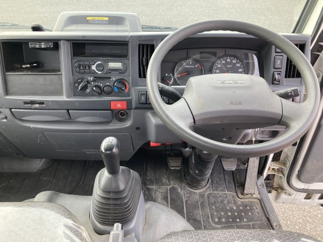 ISUZU ELF 2019 Image 31