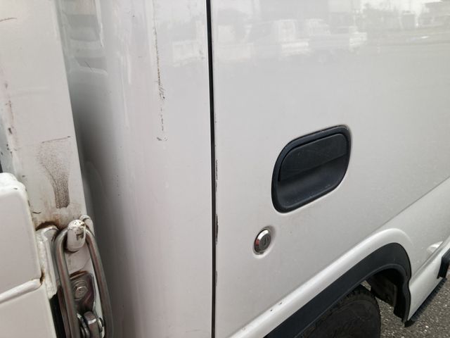 ISUZU ELF 2019 Image 31