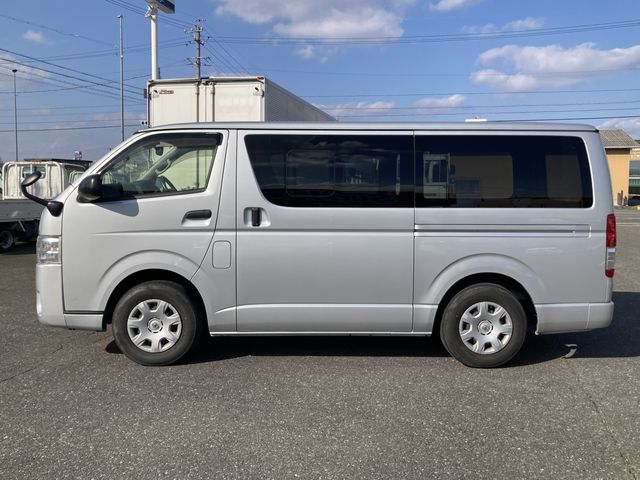 TOYOTA REGIUSACE VAN 1.25T 2019 Image 31