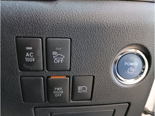 TOYOTA VELLFIRE  HYBRID 4WD 2018 Image 31