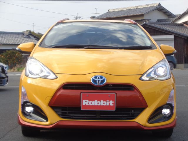 TOYOTA AQUA 2015 Image 31