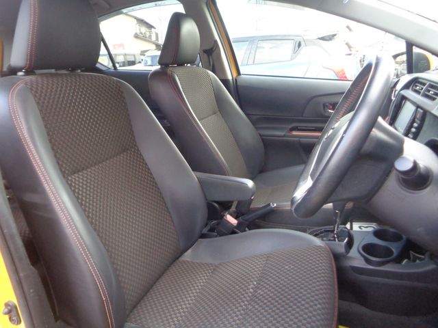 TOYOTA AQUA 2015 Image 31