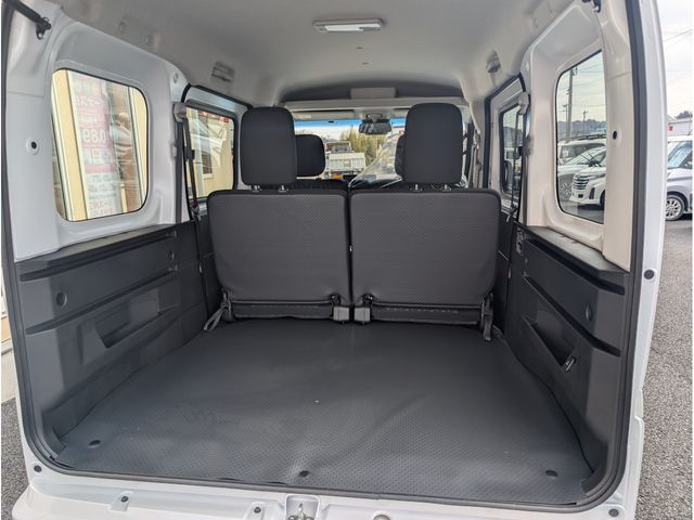 DAIHATSU ATRAI VAN 4WD 2026 Image 31