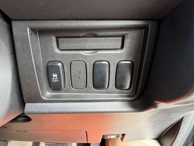 MITSUBISHI DELICA D:5 4WD 2015 Image 31