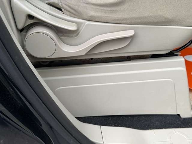 MITSUBISHI DELICA D:5 4WD 2015 Image 31