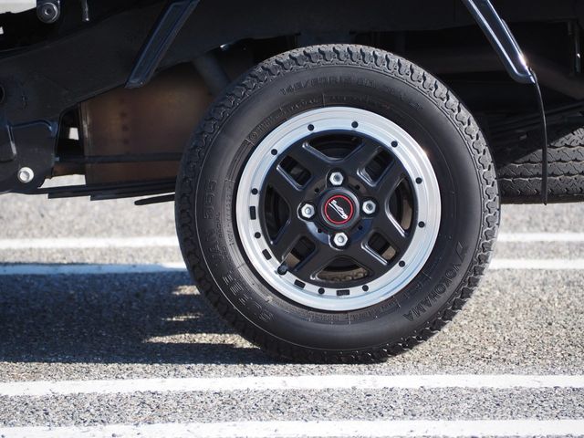 DAIHATSU HIJET TRUCK 4WD 2016 Image 31