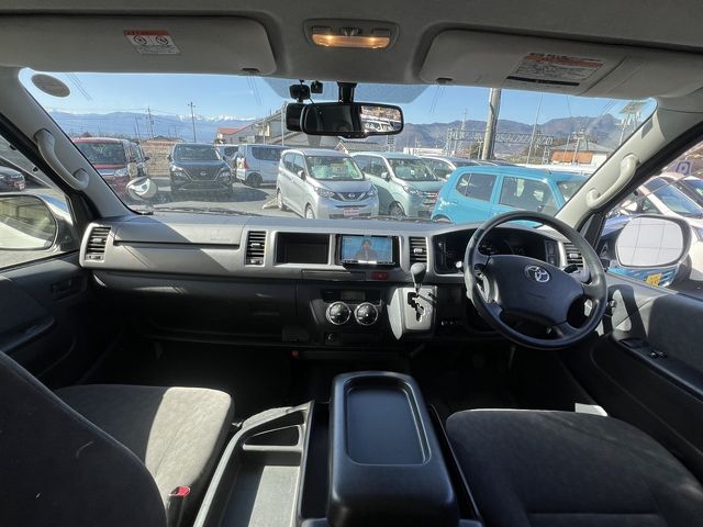 TOYOTA HIACE WAGON 4WD 2013 Image 31