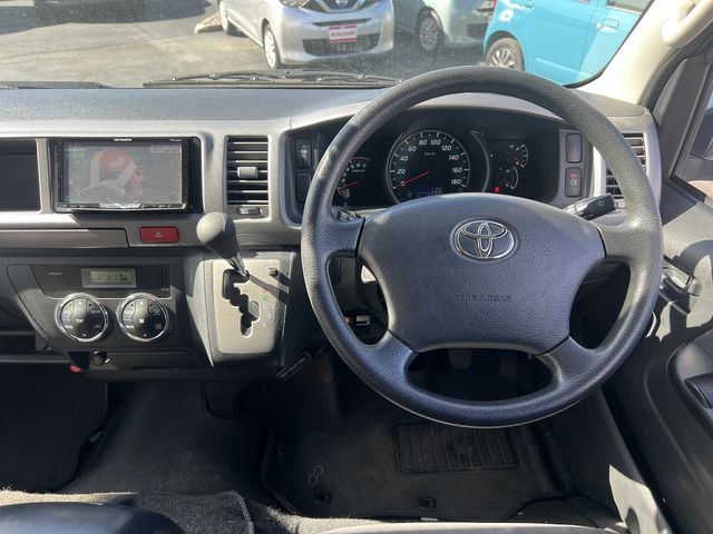 TOYOTA HIACE WAGON 4WD 2013 Image 31
