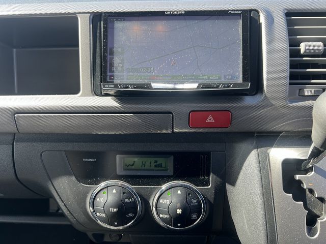 TOYOTA HIACE WAGON 4WD 2013 Image 31